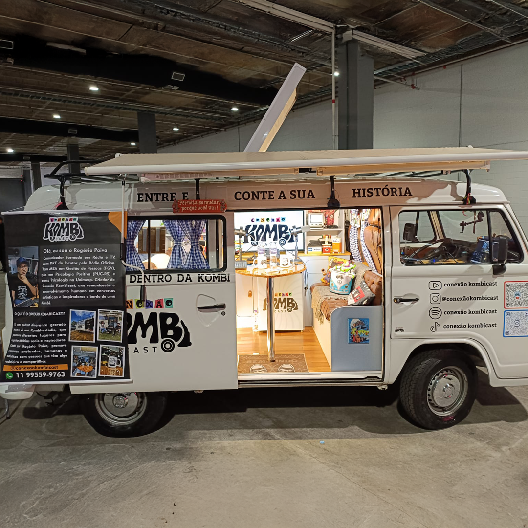 Kombi móvel podcast móvel