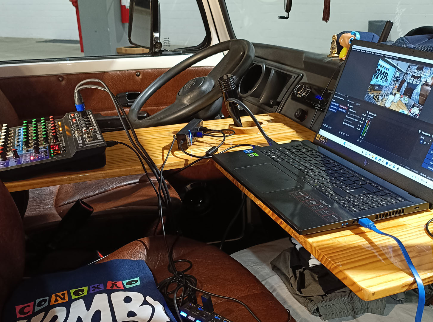 Técnica de aúdio e gravação - Conexão Kombicast.jpg